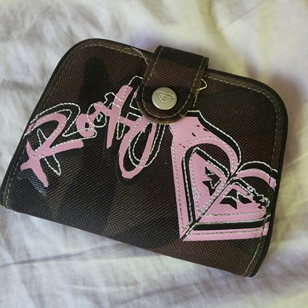 Roxy Cute Wallet adorable for beach trip